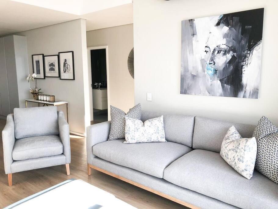 Axis-luxury Two Bedroom With Ocean And Mountain Views - 3 * Kapstadt